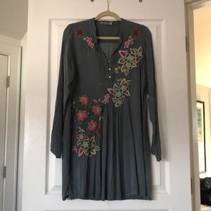 Johnny Was embroidered top